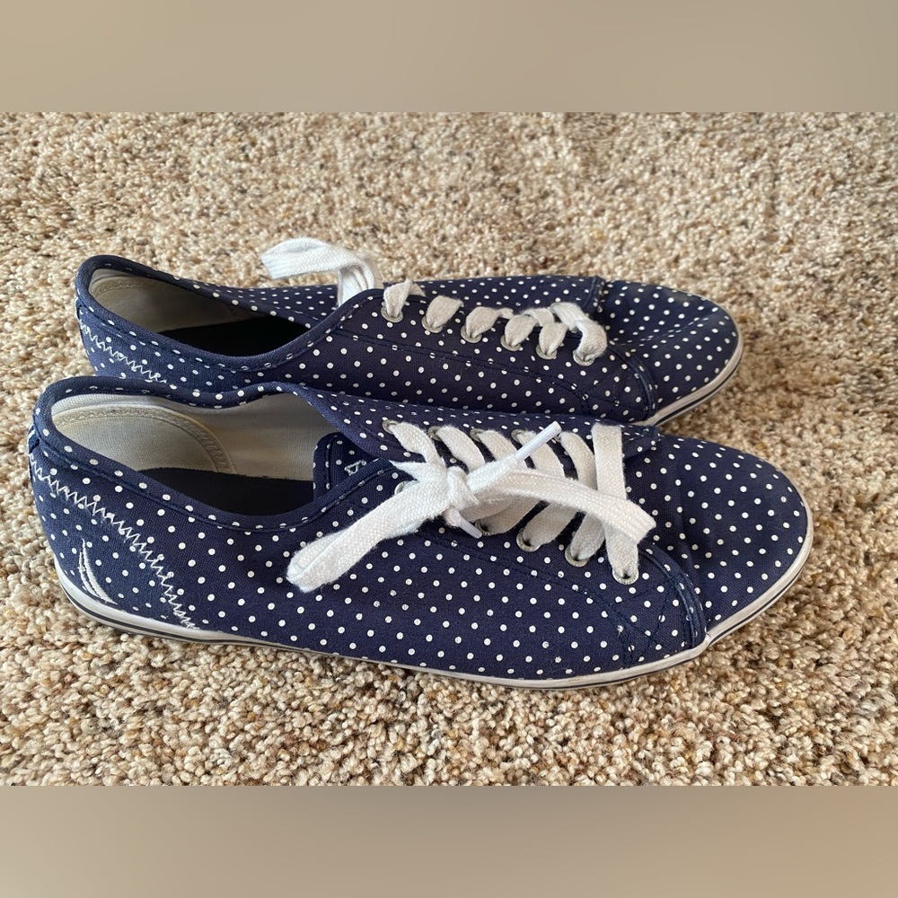 Women’s Nautica polka dot sneakers size 8.5